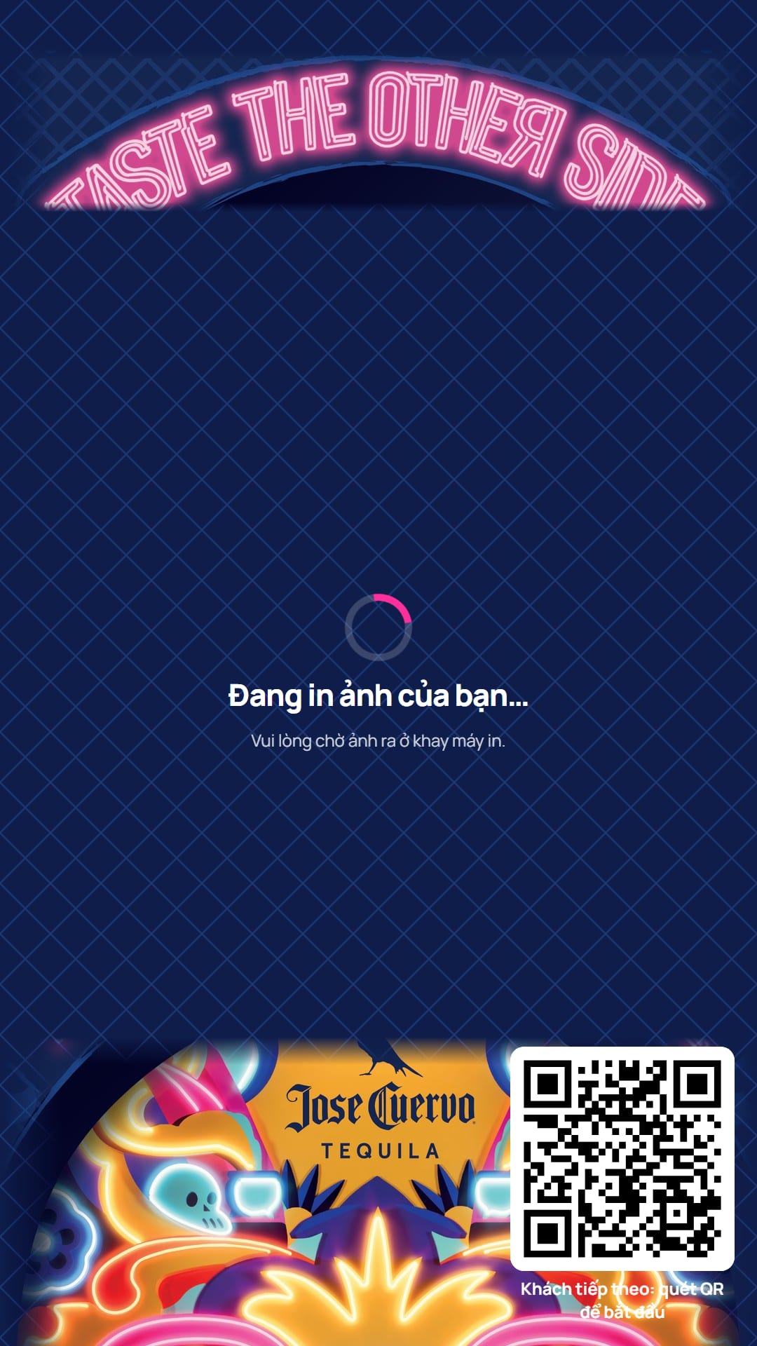 Kiosk đang in